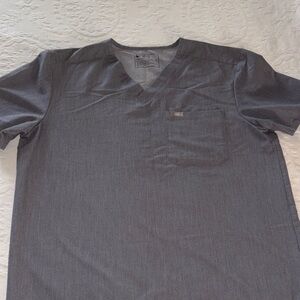 Figs Gently Loved Leon Men's 3 pocket Scrub Top XXL